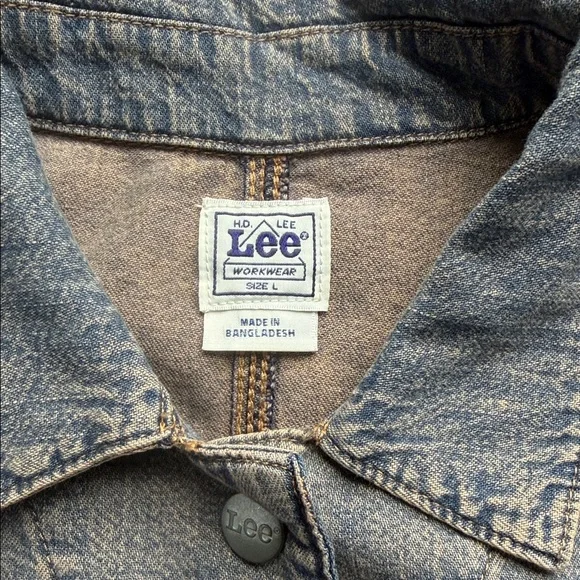 Lee Blue Short Sleeve Denim Shirt - Picture 2 of 3